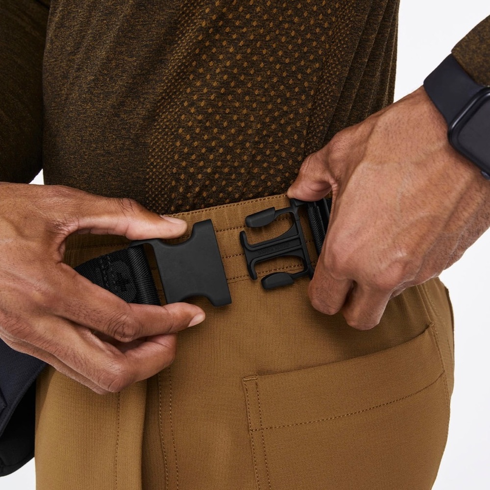 FIGS Indestructible Belt Bag - Picture 5 of 12